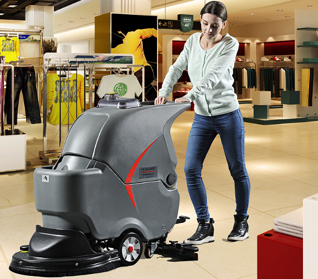 手推式洗地机和驾驶式洗地机有什么区别？